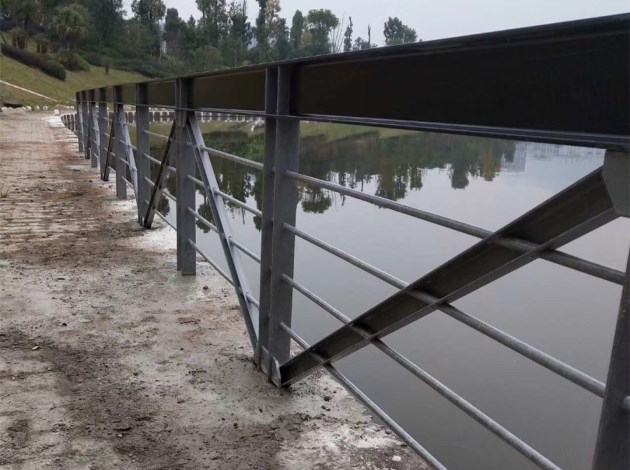北京玻璃钢河道护栏